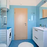 Apartment Orange *