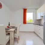 Apartment Orange Medulin