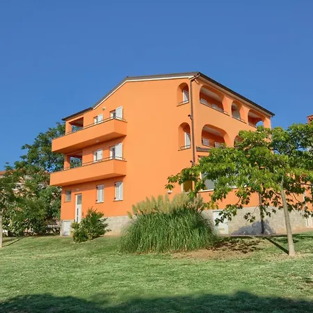 Apartment Orange Medulin
