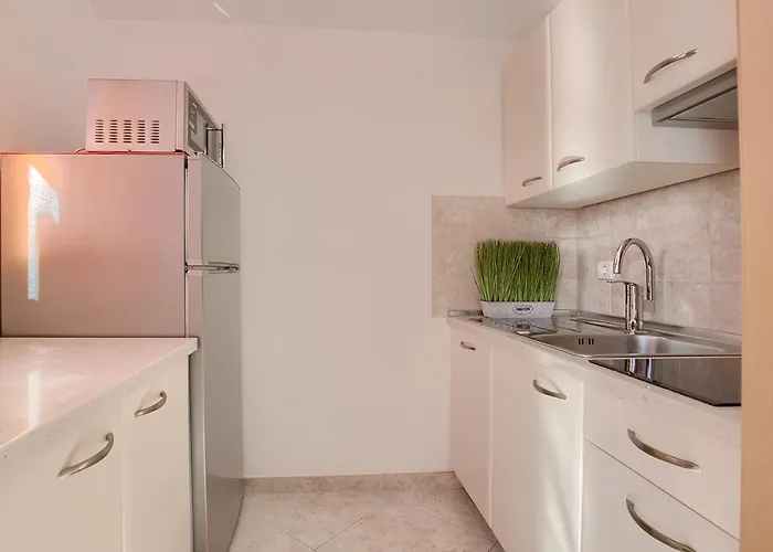 Orange Apartman *